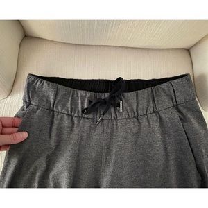 Lululemon Grey Pants (Size 4)